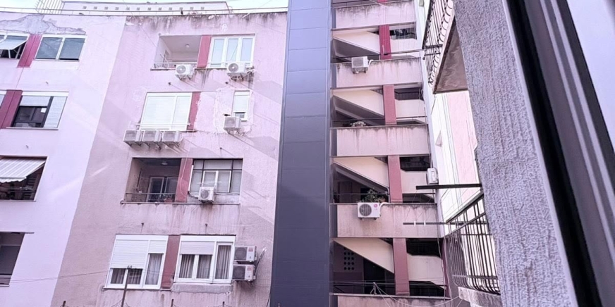 Uspješno završen projekt u ulici Domovinskog rata 23: Ugradnja modernog vanjskog dizala